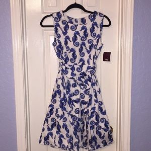 Ixia seahorse dress size small